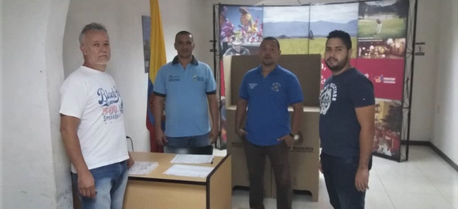 Inició la jornada electoral en el Consulado de Colombia San Fernando de Atabapo